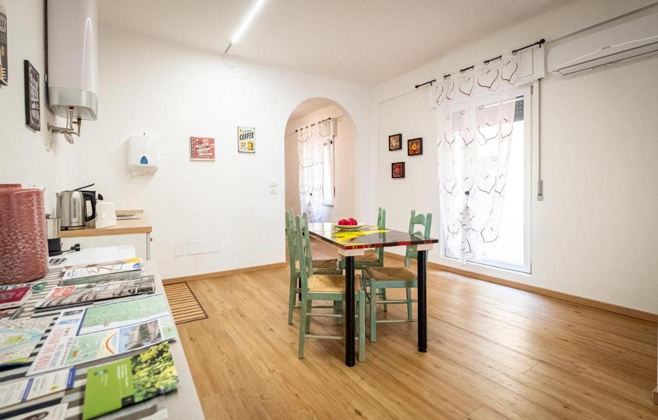 Il Salotto Del Conte Bed & Breakfast Verona Dış mekan fotoğraf